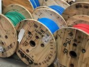 Venda de Fios Elétricos na Praça da Sé